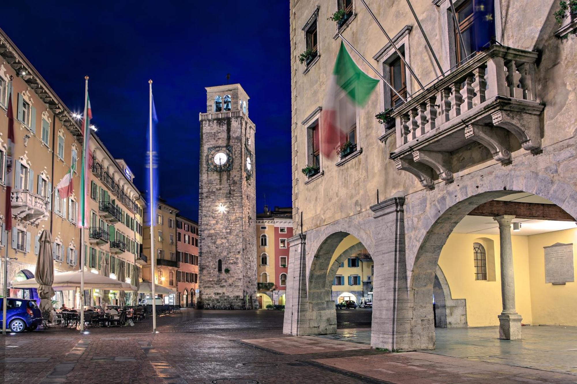 Riva Lago E Spiaggia Apartment 2 - Happy Rentals 外观 照片